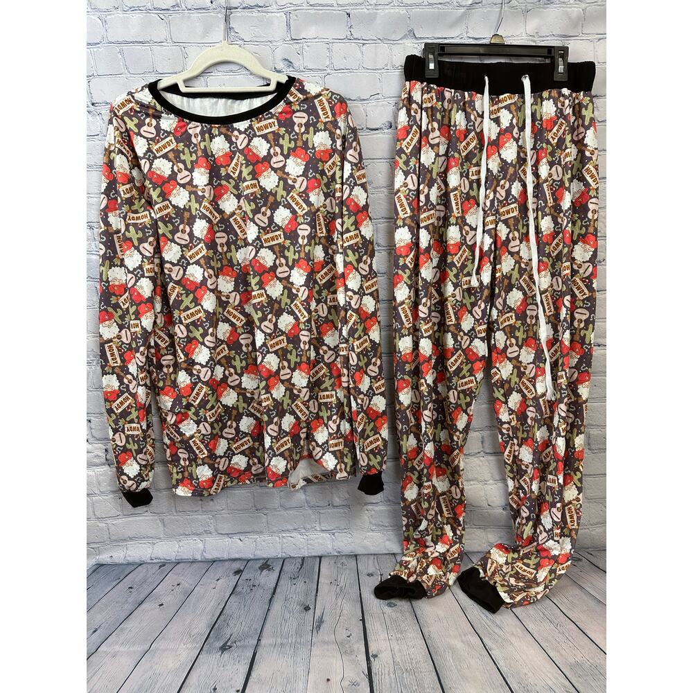 Christmas Pajamas Women’s Size Large Cowboy Santa Cactus Western